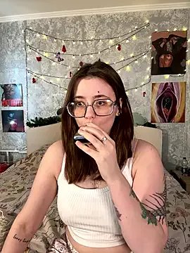 Sabrina_shells on StripChat