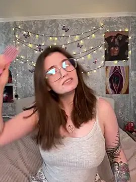 Sabrina_shells on StripChat