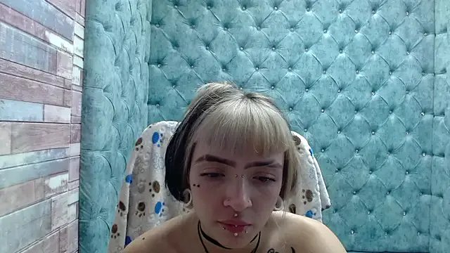 Samantha_Smiith on StripChat 