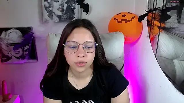 SamanthaRoldaan on StripChat 