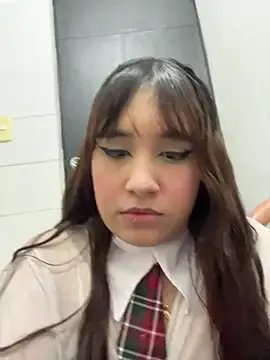 Samantthaescobar — Plug anal and spanks ass