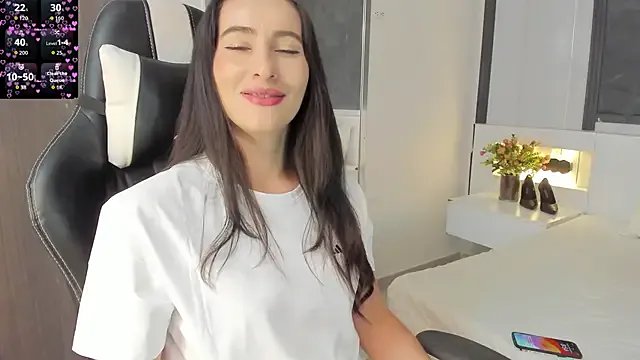 SaraGomez1 on StripChat 