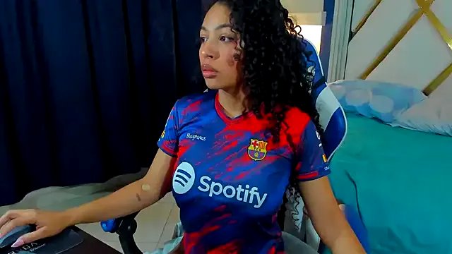 Sasha_rd on StripChat 