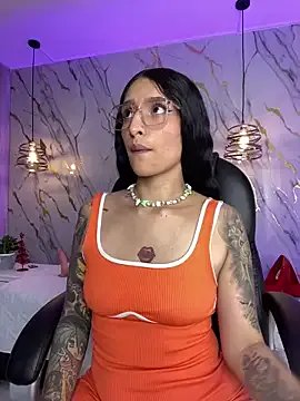 Scaarlettfox — play pussy with domi