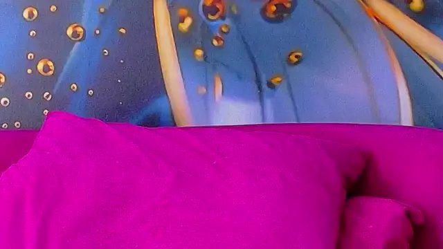 scarlette69 on StripChat