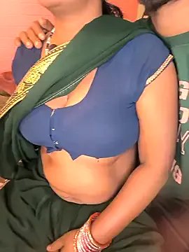 Secret_Couple_X on StripChat