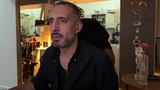 Secret_Lovers1 on StripChat