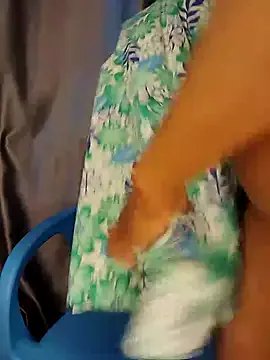 SeffieLucy on StripChat 