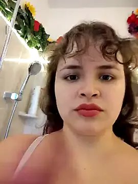 SeleneLuminari8 on StripChat 