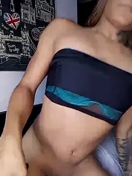selfsuck_trans on StripChat