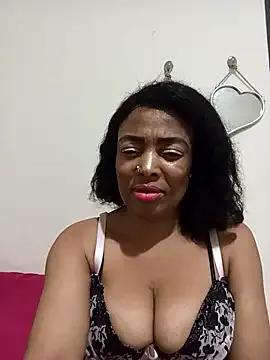 SEXYMOANSXX — Freechat on StripChat