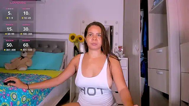 sharonDulce on StripChat