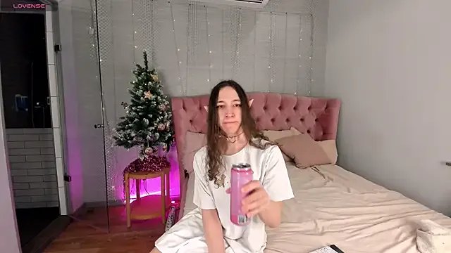 SilverMuse on StripChat