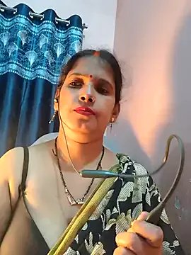 Simran_bhabhi0 on StripChat