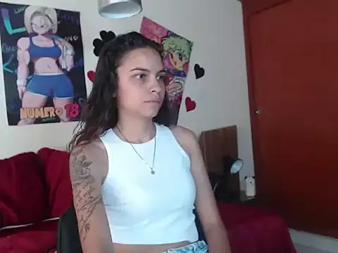 Skylovershot on StripChat