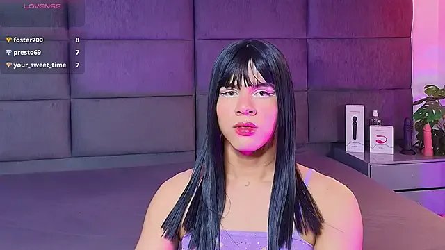 Slenna_Moon on StripChat