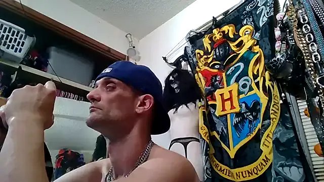 slinginbigD on StripChat