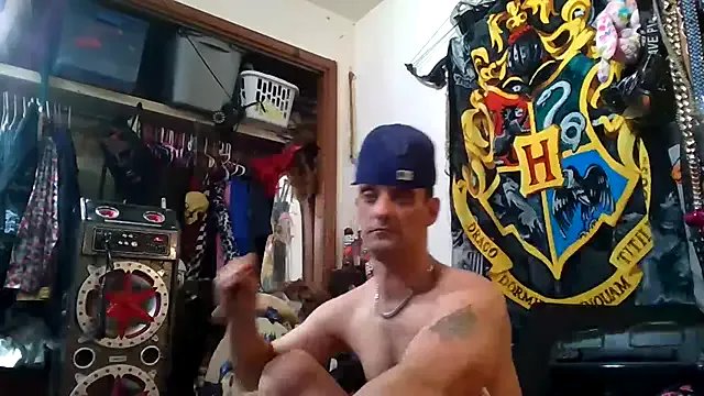 slinginbigD on StripChat