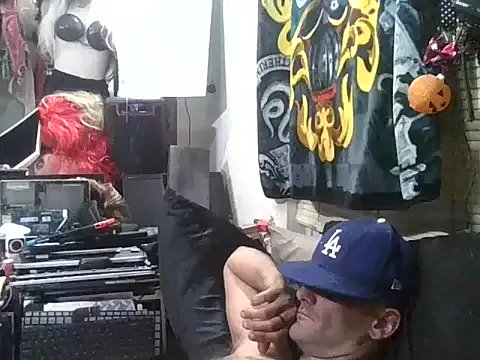 slinginbigD on StripChat