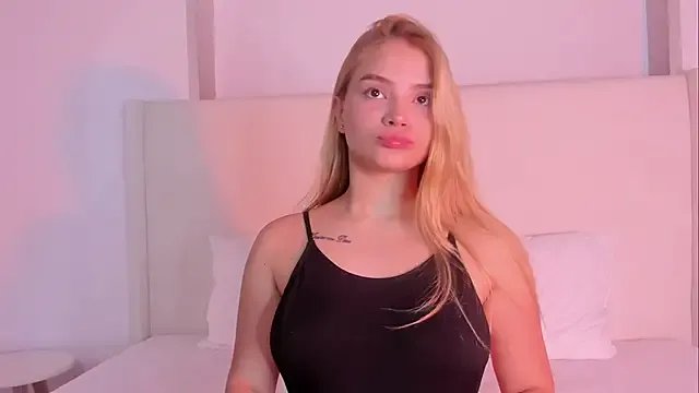 Sofi_glow on StripChat