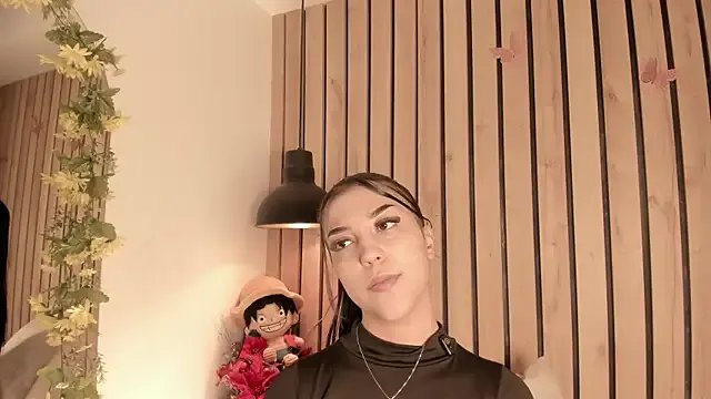 sofiesoft on StripChat