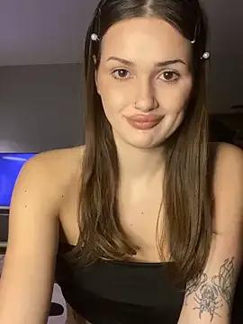 SoShyEmmyyy on StripChat 