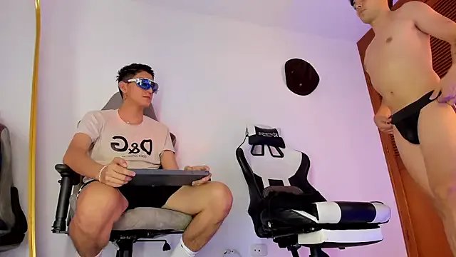 sotooliver3 on StripChat