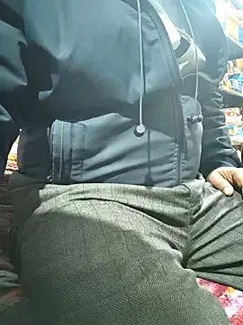 Srmotrs on StripChat