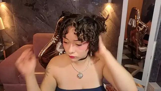 sunny2_b on StripChat 