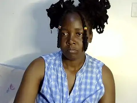 Sweet_ebony20 on StripChat