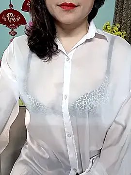 Sweet_love79 on StripChat