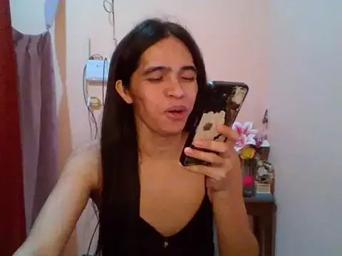 sweet_yummy69 on StripChat