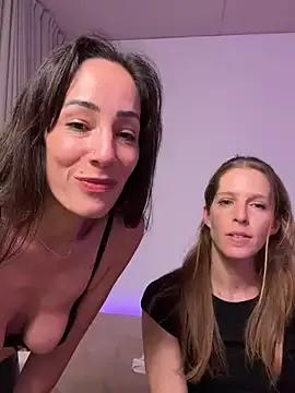 SweetAlegra_ on StripChat 