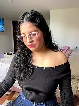 tati__22 on StripChat 