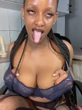 teddy04 on StripChat