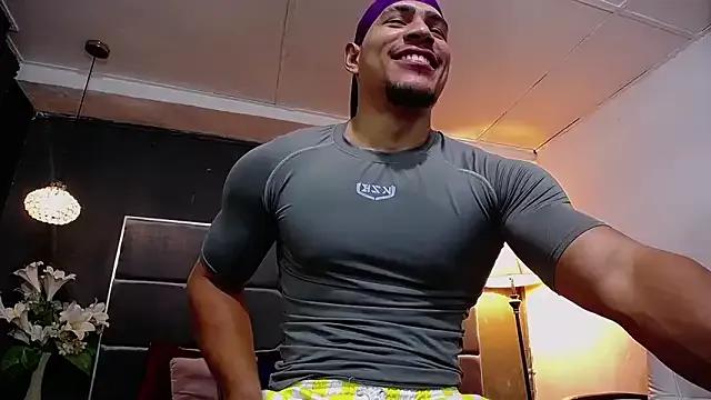 teddyfit19cm on StripChat 