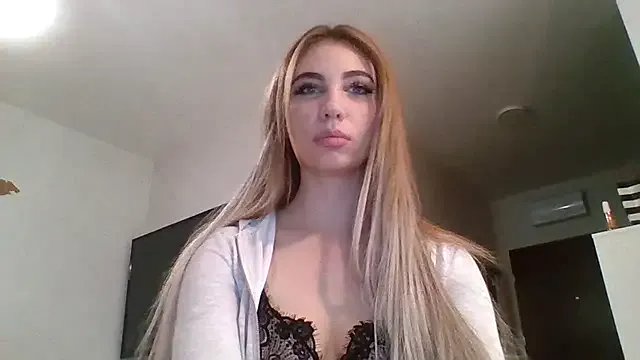 TeenLily on StripChat
