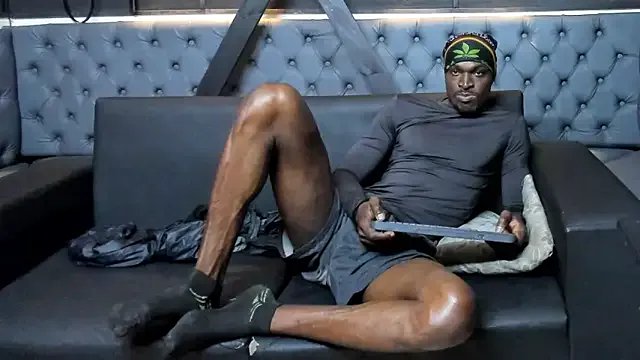 Terrance_z on StripChat