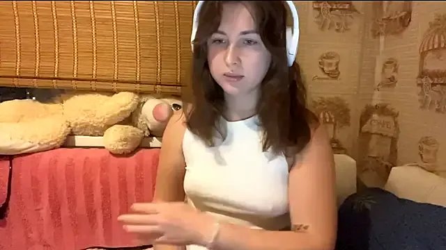 Tessa_Muse on StripChat 