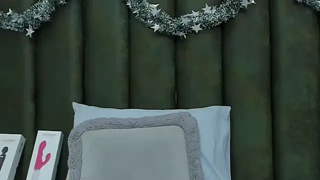 ThailyCherry on StripChat