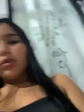 the_queen_of_street — Finger in pussy 