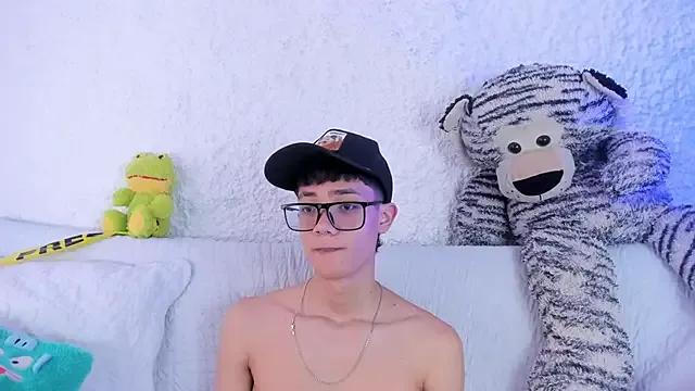 thiago_kinghot — Hi Thiago