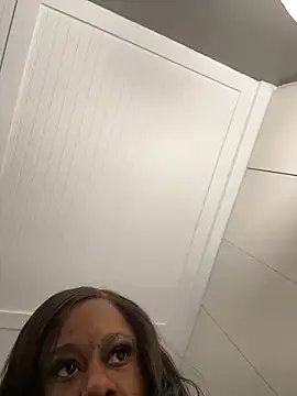 Tikalalin on StripChat