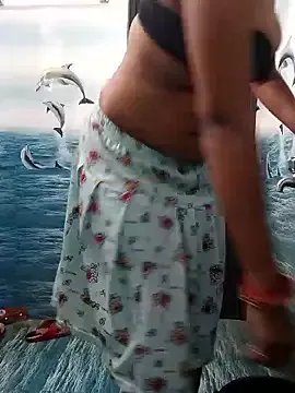 Ur_Lishaa on StripChat