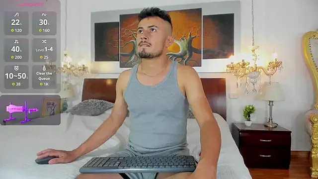 Valentiinoss on StripChat