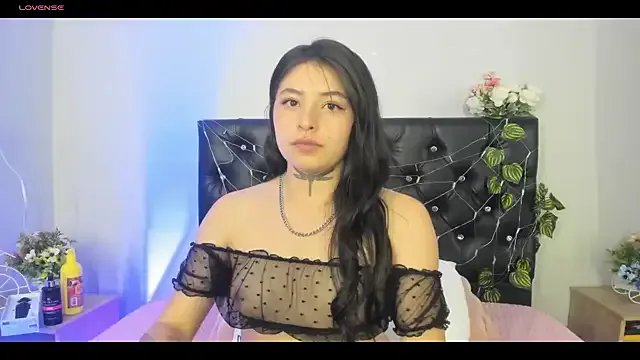 valeriagp — rub clit with panties