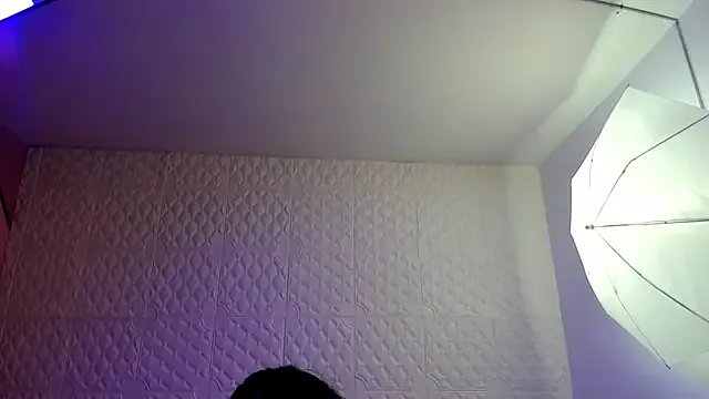 Violetaa_diazz on StripChat