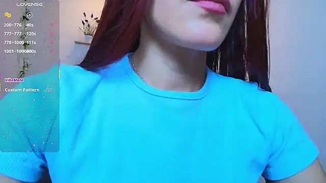 ViolethRosse on StripChat