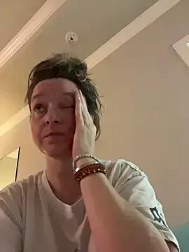 Vivian_MayXxX — Finger Pussy upclose to cam