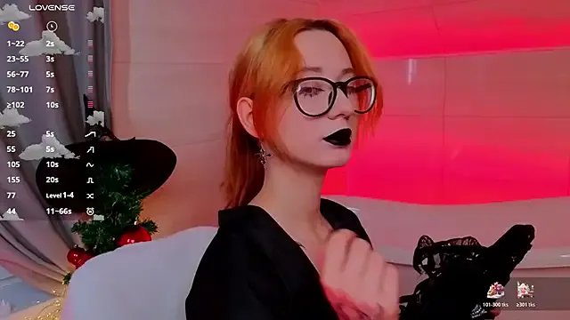 WICKEDEMBER on StripChat